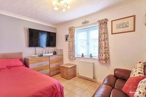 Photo 8- click for photo gallery